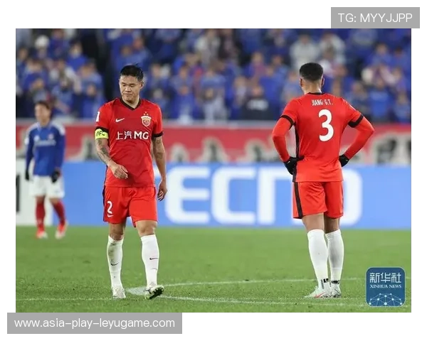 上海海港李明头球破门，徐新策动全场攻势：一次信念与协作的胜利之旅